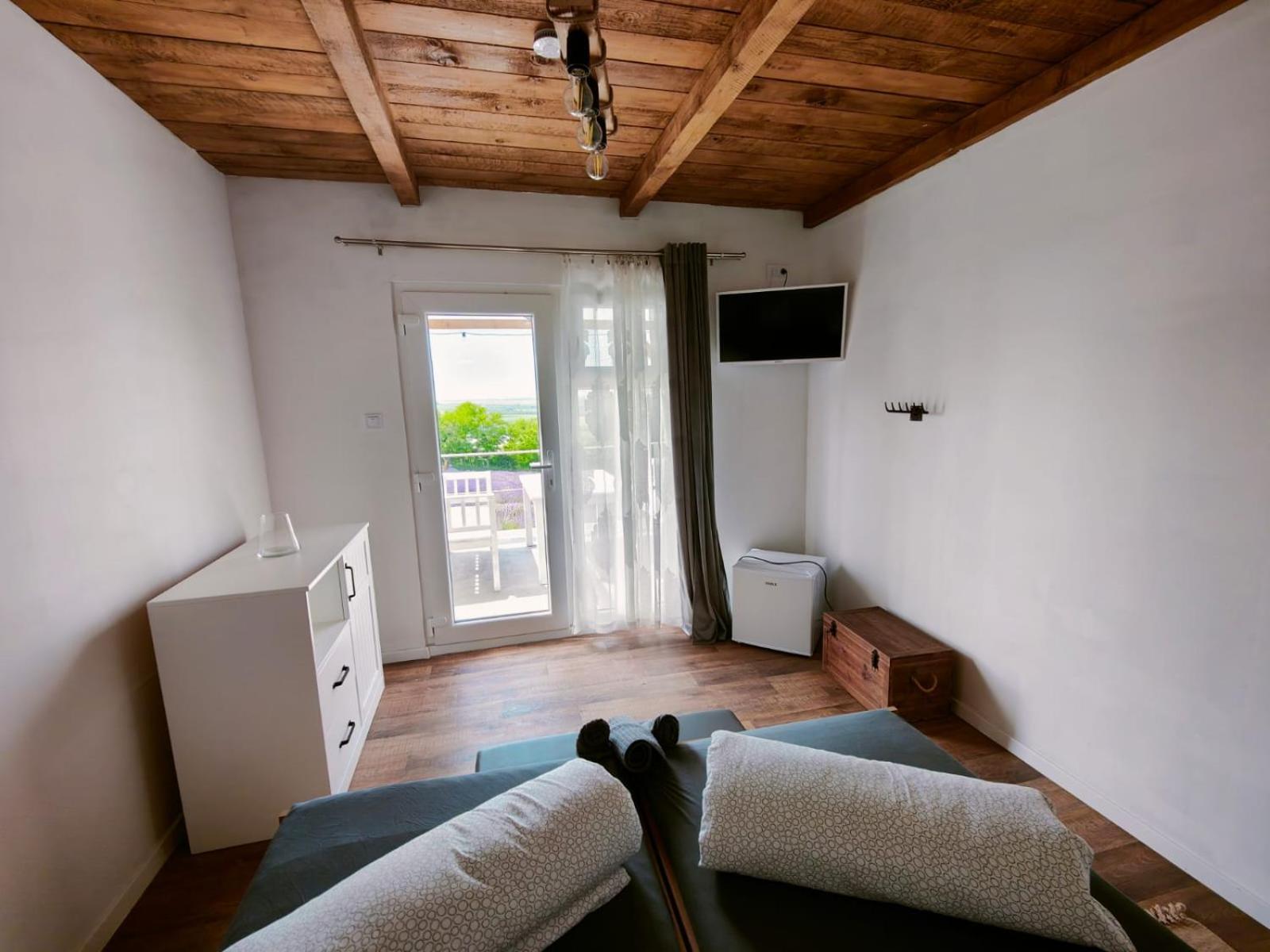 Levendulaszat Simontornya Buitenkant foto